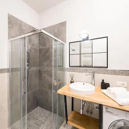 Le Radici شقة لا سبيتسْيا