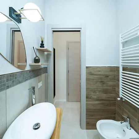 Le Radici * لا سبيتسْيا